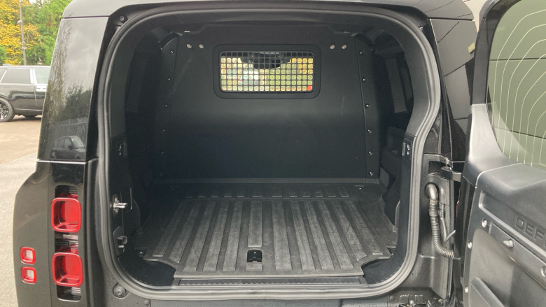 Land Rover Defender 90 Diesel 3.0 D250 Hard Top X-Dynamic HSE Auto [3 Seat]